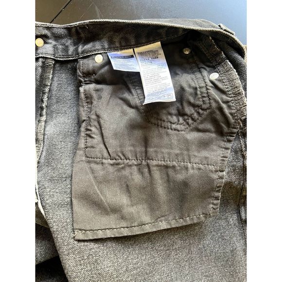 Levis Women Middy Straight Jeans, Washed Black, Size W26, red tab, zip fly jeans - Picture 9 of 16